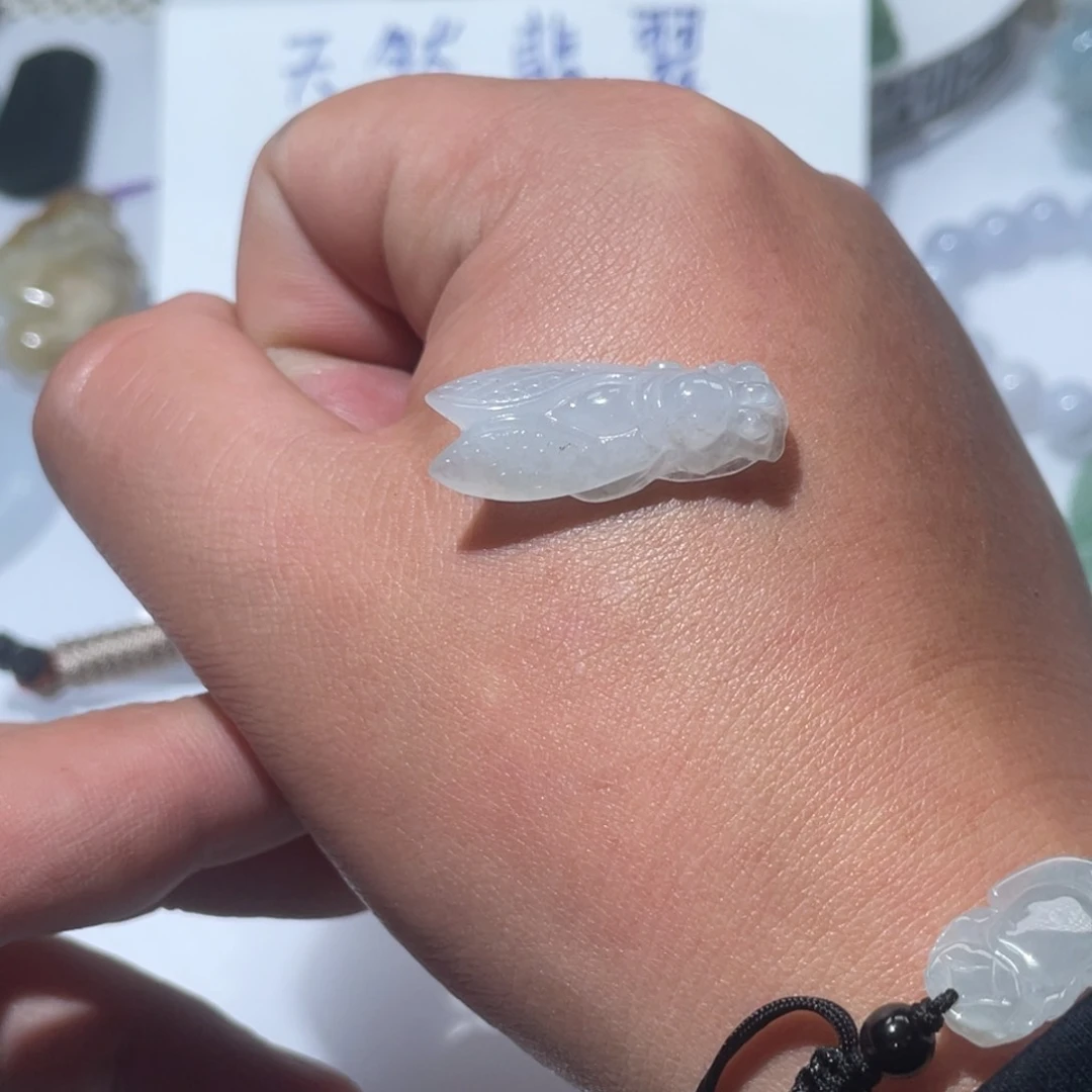 翡翠颈饰未镶嵌天然