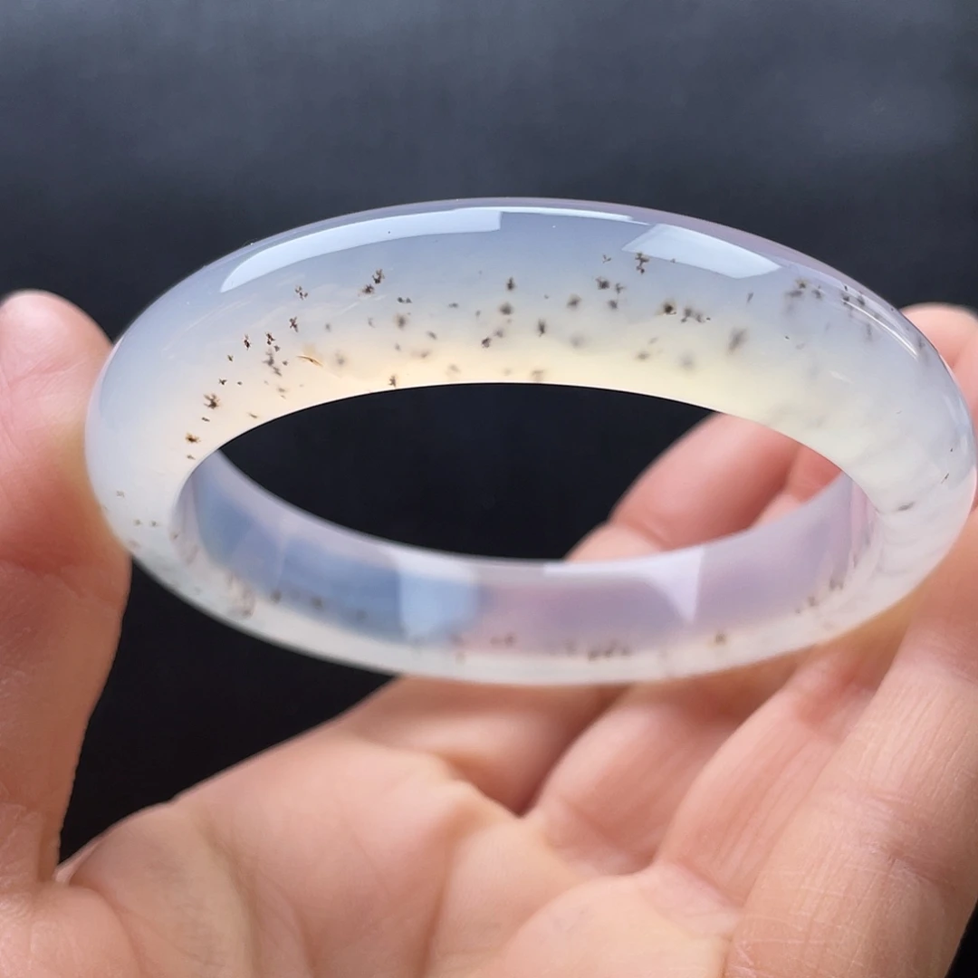 玛瑙/玉髓未镶嵌手镯57圈口