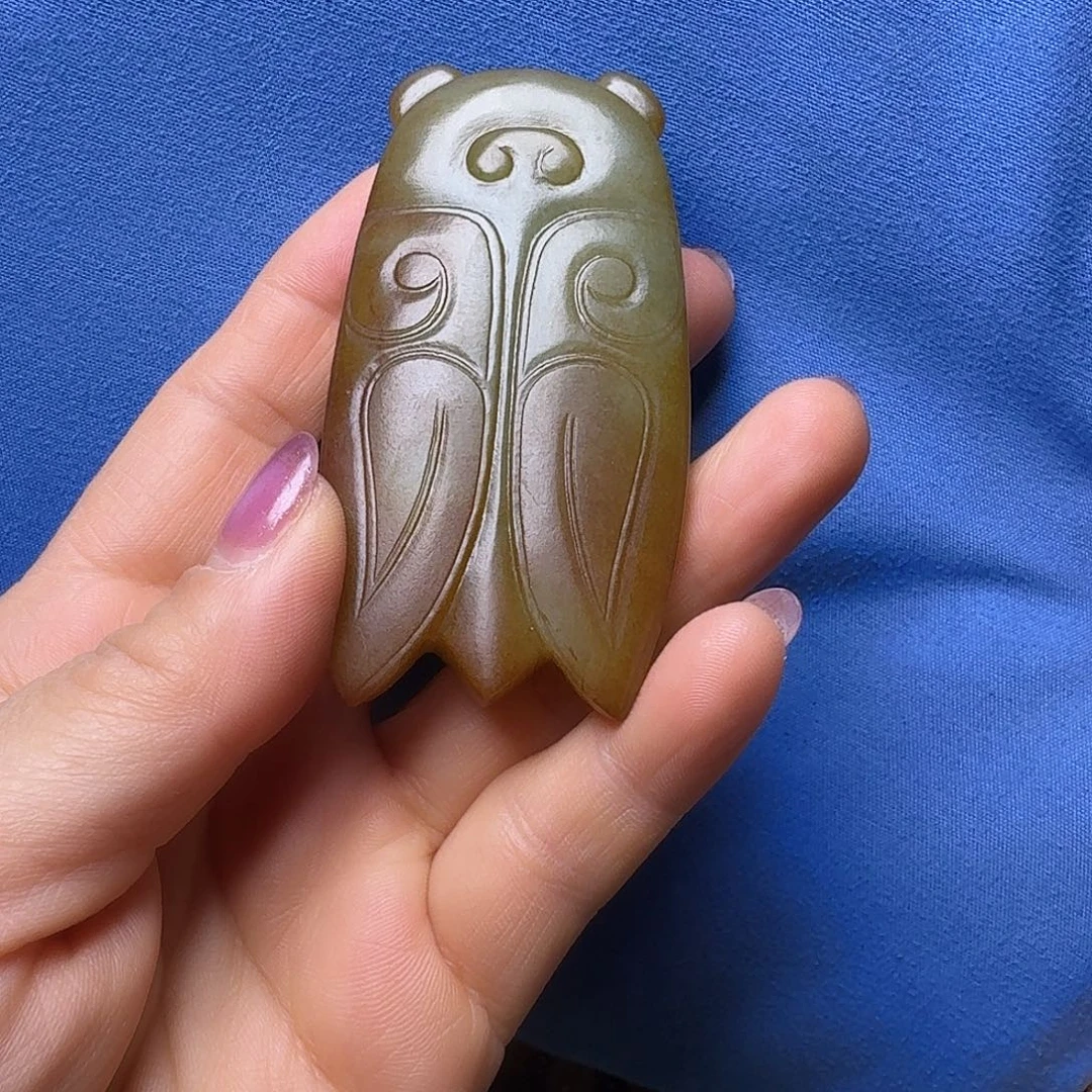 君***玉和田玉（糖玉）未镶嵌颈饰