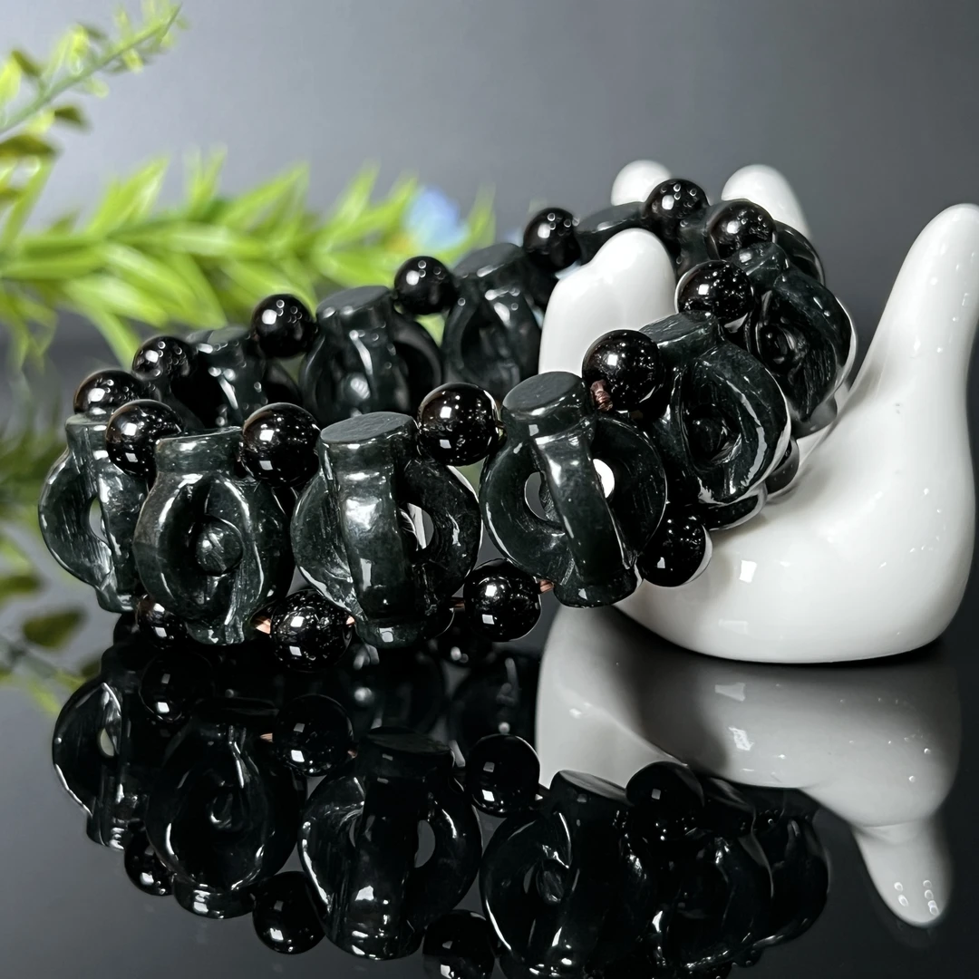 1230GC8847和田玉手串