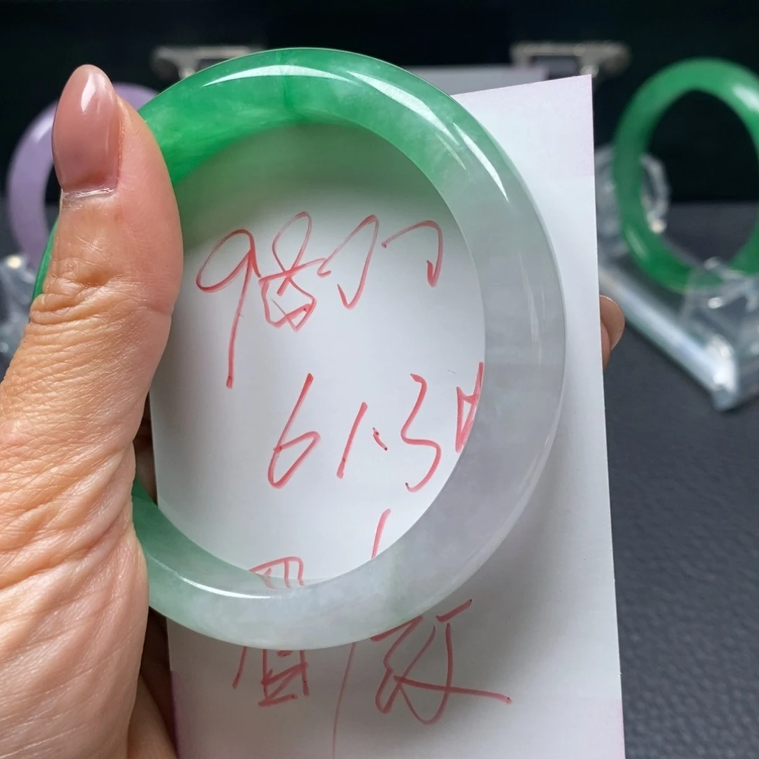 眉***弯直播间所见即所得