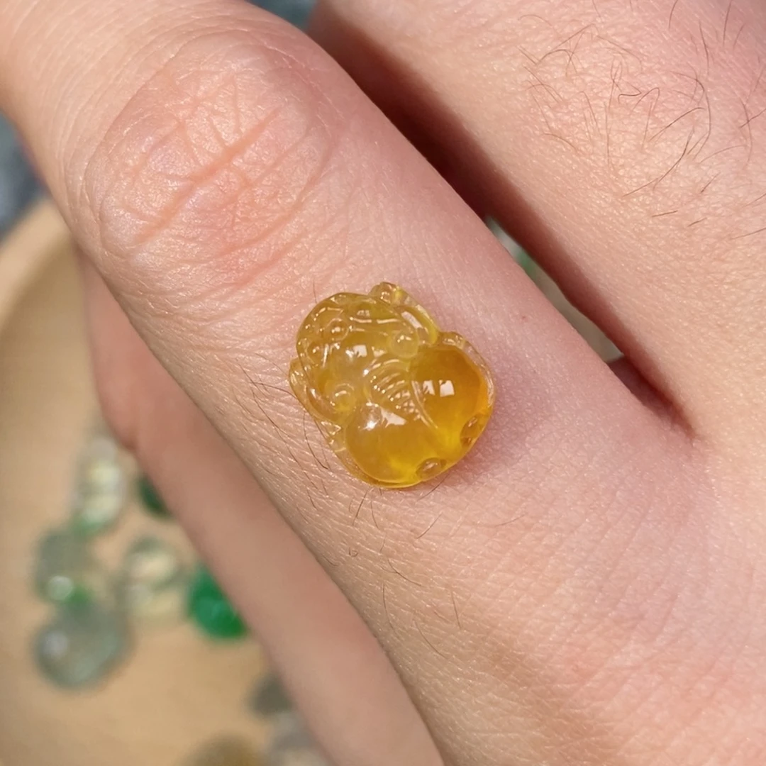 颈饰未镶嵌翡翠貔貅