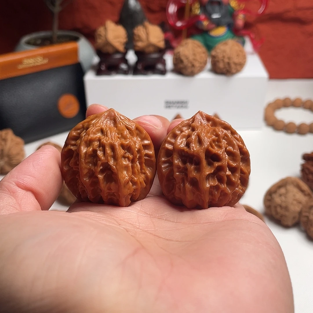 吊坠文玩核桃一代大龙