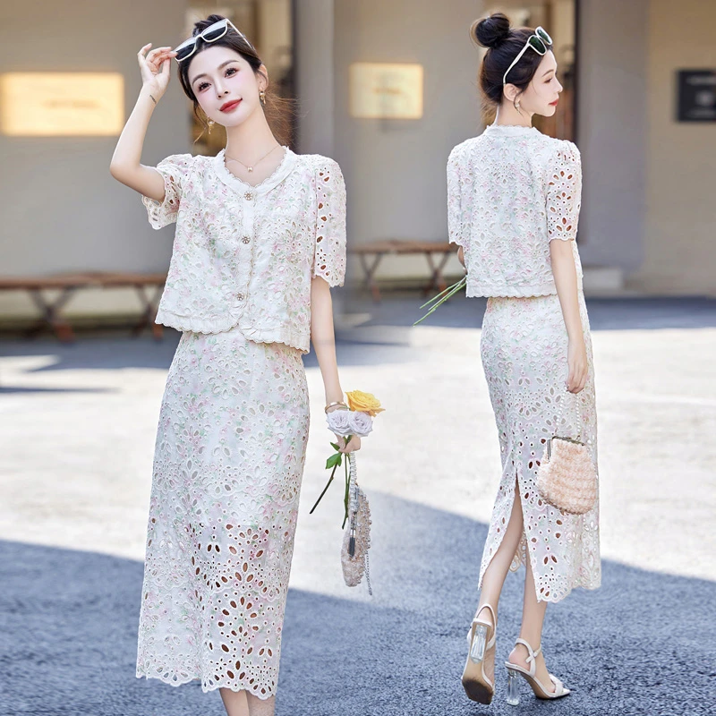 时尚洋气套装2024新款夏季女装精品减龄显瘦花边圆领蕾丝绣花两件