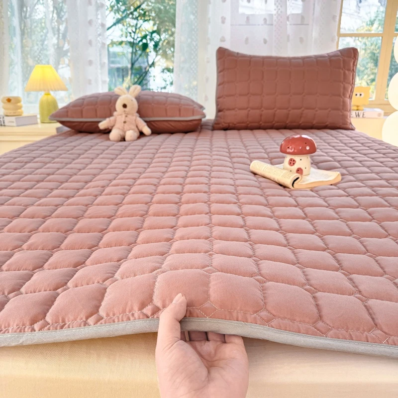 床垫软垫家用卧室保暖垫被褥子防滑床护垫床单人床盖炕单铺底夏季