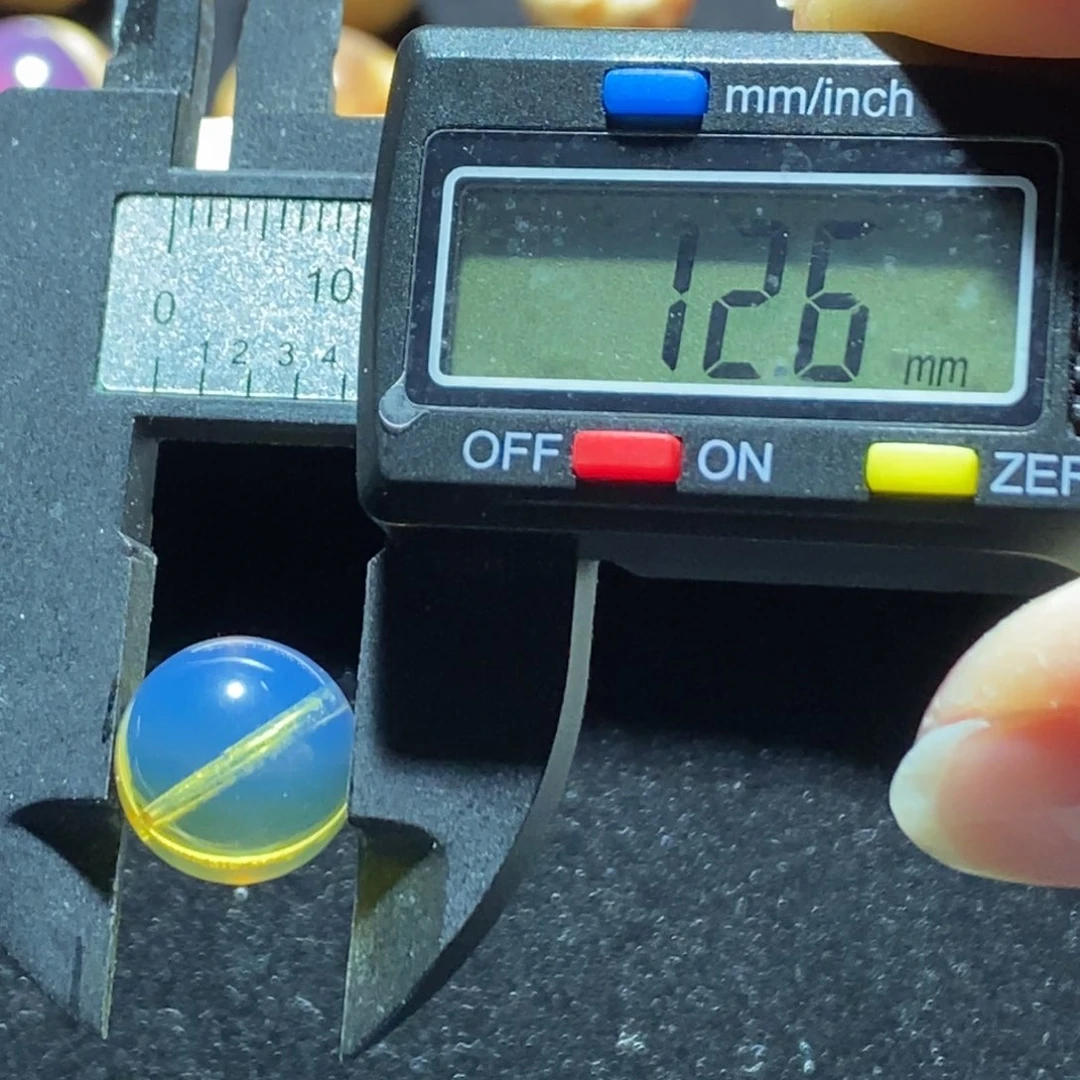 琥珀裸石未镶嵌哥****意兰珀单珠12.6 m m打1.5孔