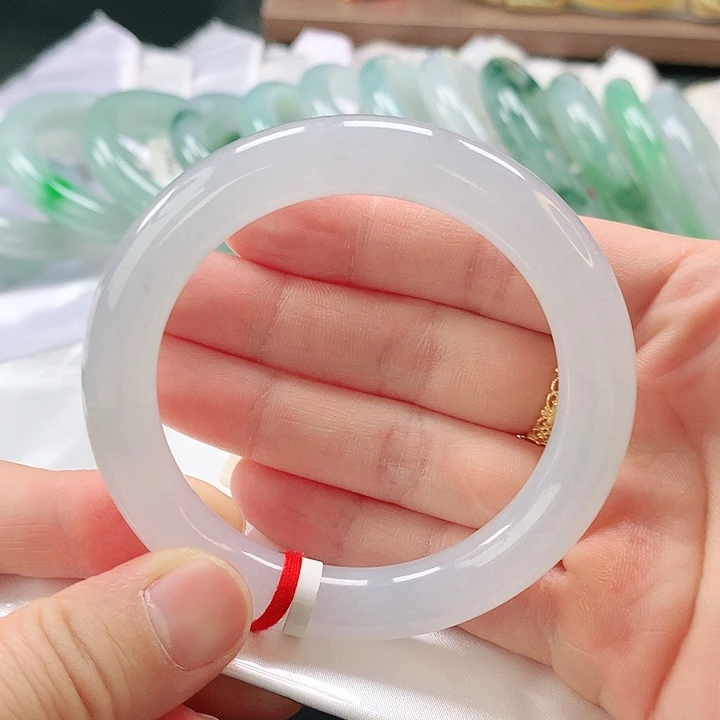 未镶嵌手镯翡翠缅甸A货翡翠手镯