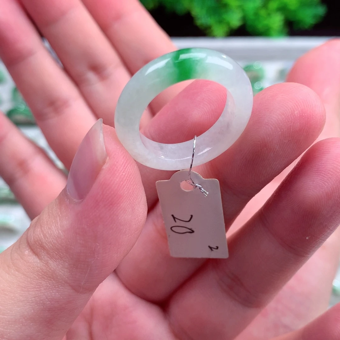 未镶嵌戒指翡翠天然