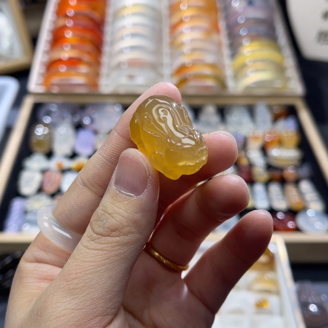 玛瑙/玉髓未镶嵌颈饰