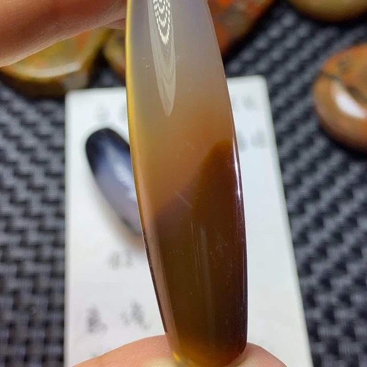 玛瑙/玉髓颈饰足铂镶嵌