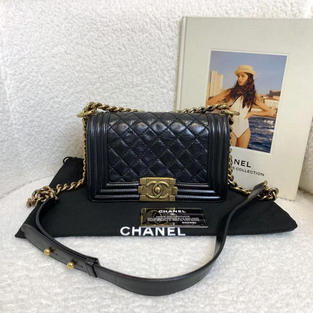 99新 Chanel/香奈儿 壹臻/黑金油腊leboy小 号 /92301425