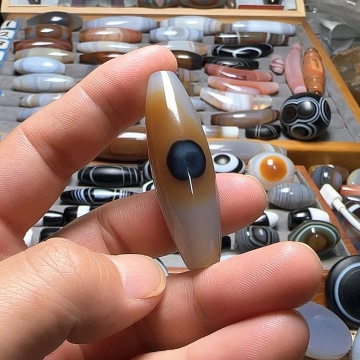 玛瑙/玉髓未镶嵌吊坠(不含链)