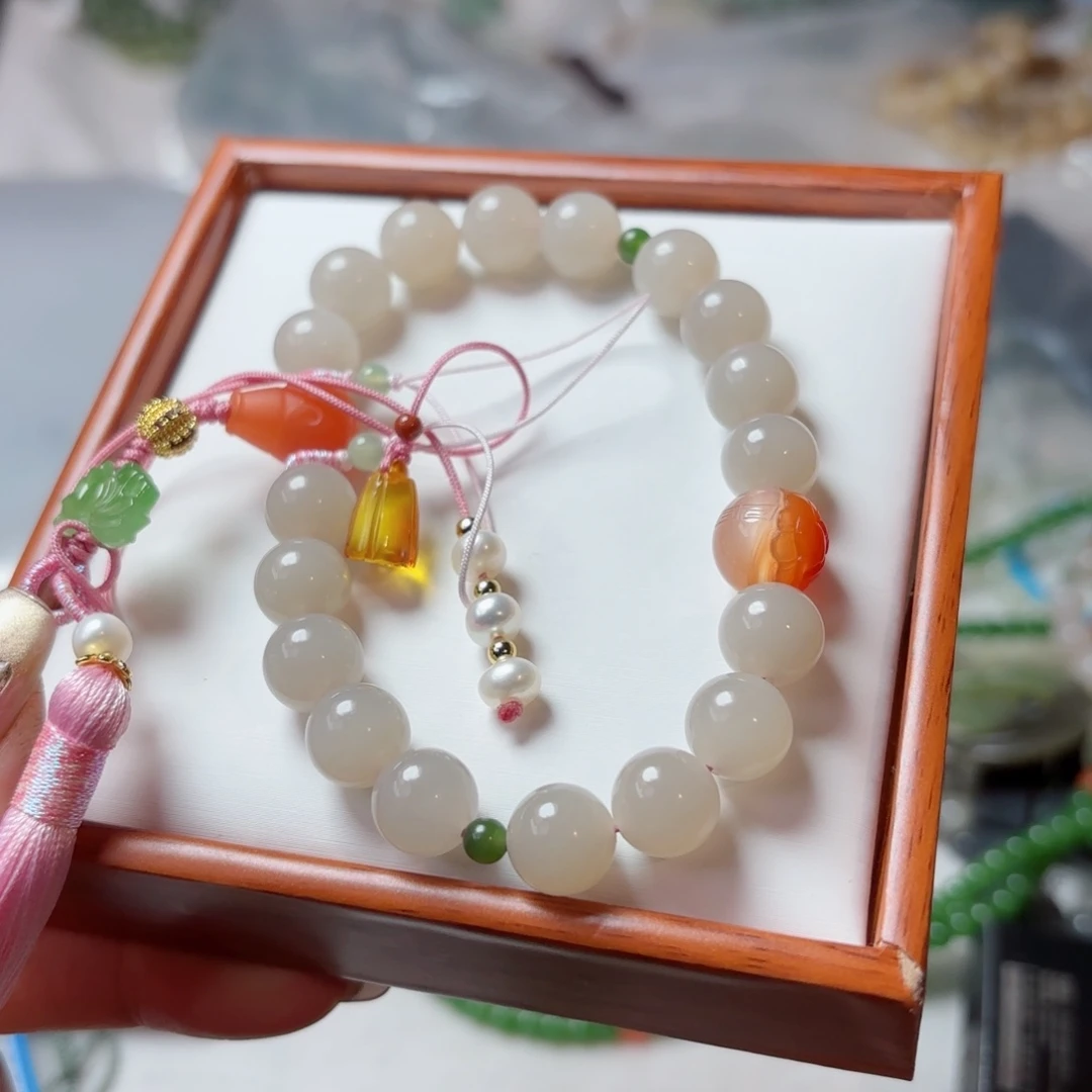 和田玉手链未镶嵌心*?