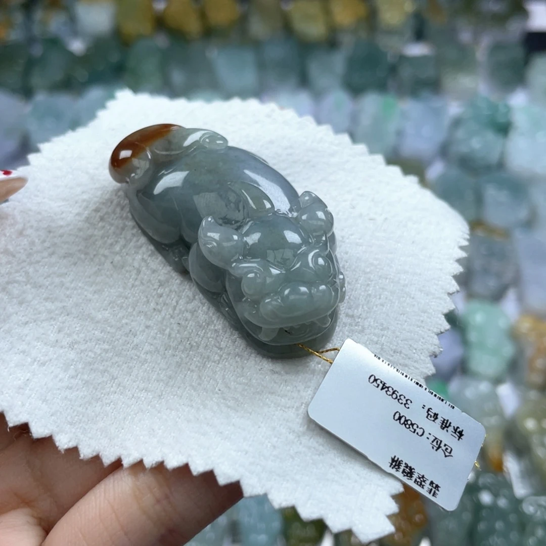 颈饰未镶嵌翡翠貔貅56