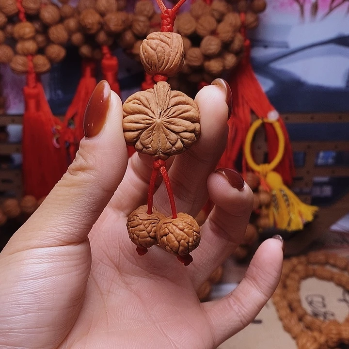 吊坠桃核龙纹桃枭