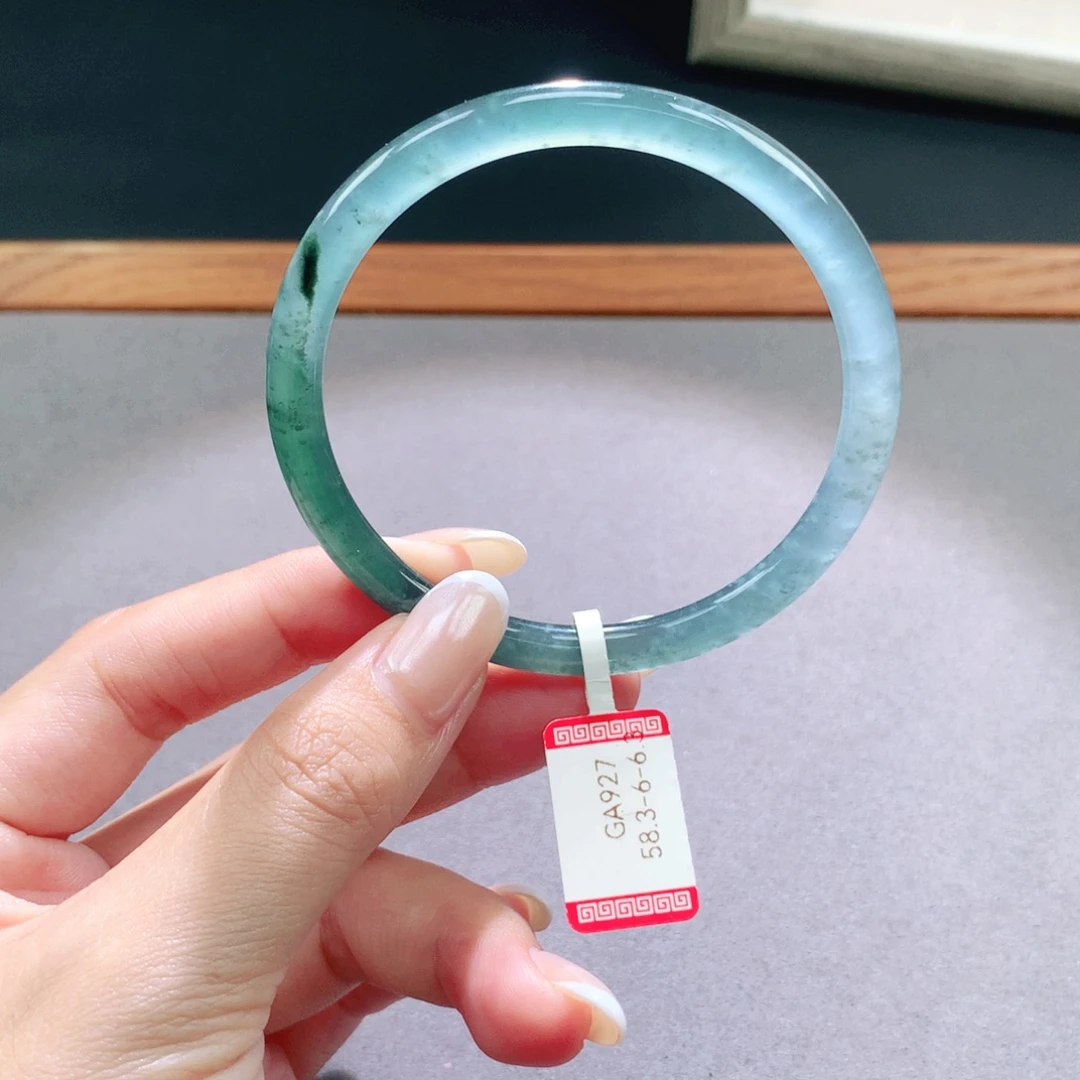 翡翠未镶嵌手镯天然
