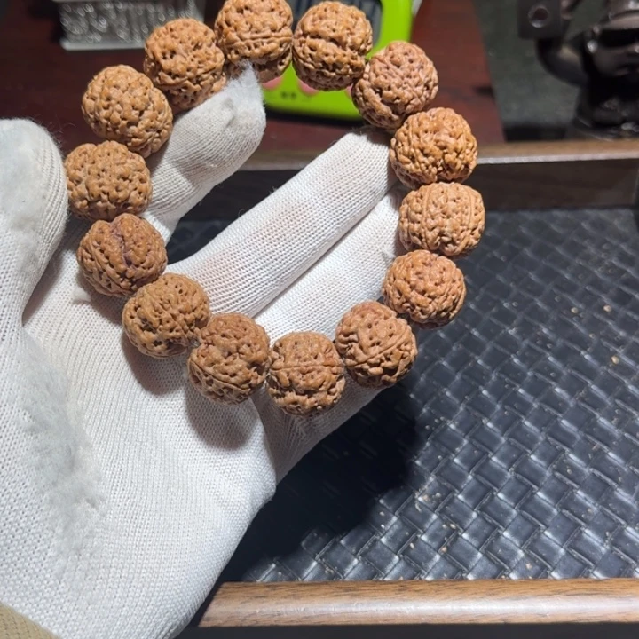 洞***火金刚菩提吊坠的发货就看看