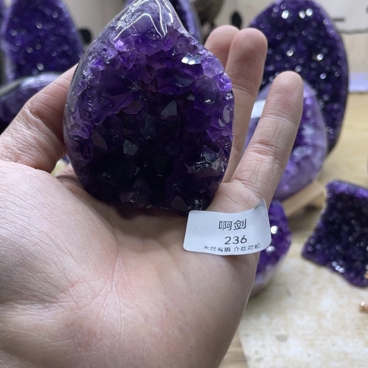 未镶嵌大型摆件（非配饰）紫晶