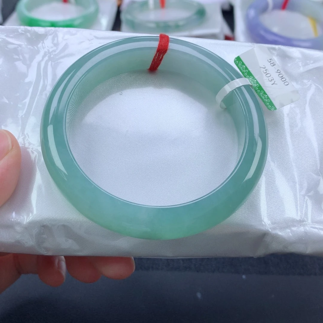 翡翠手镯未镶嵌缅甸天然翡翠手镯58圈口