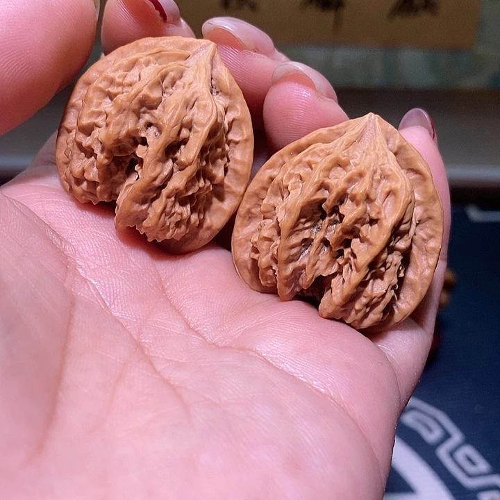 文玩核桃把件酷*33.5野生