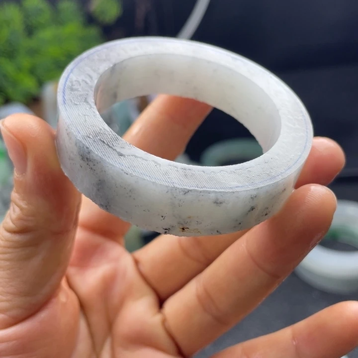 定制翡翠不退不换未镶嵌
