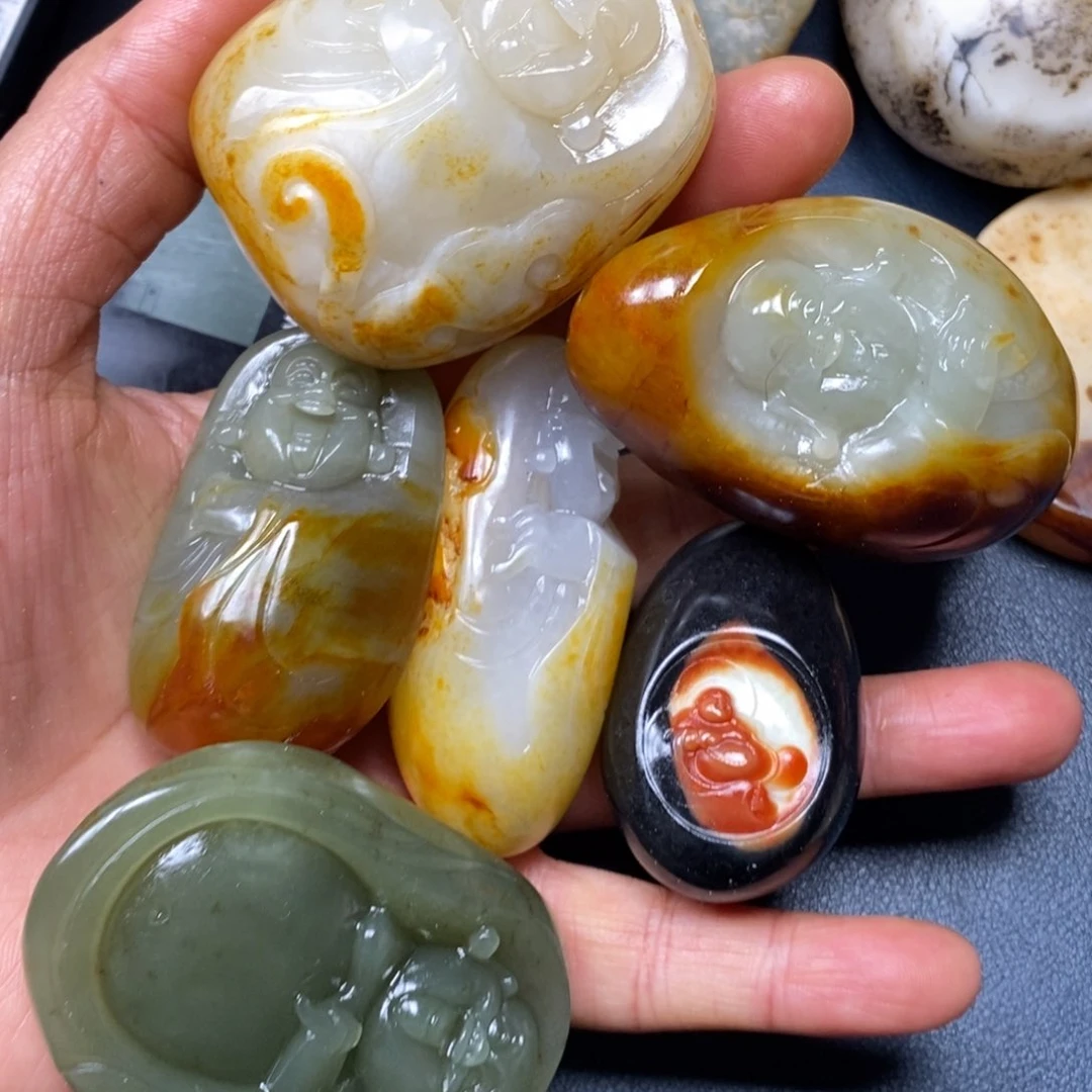 和田玉未镶嵌挂件张***明