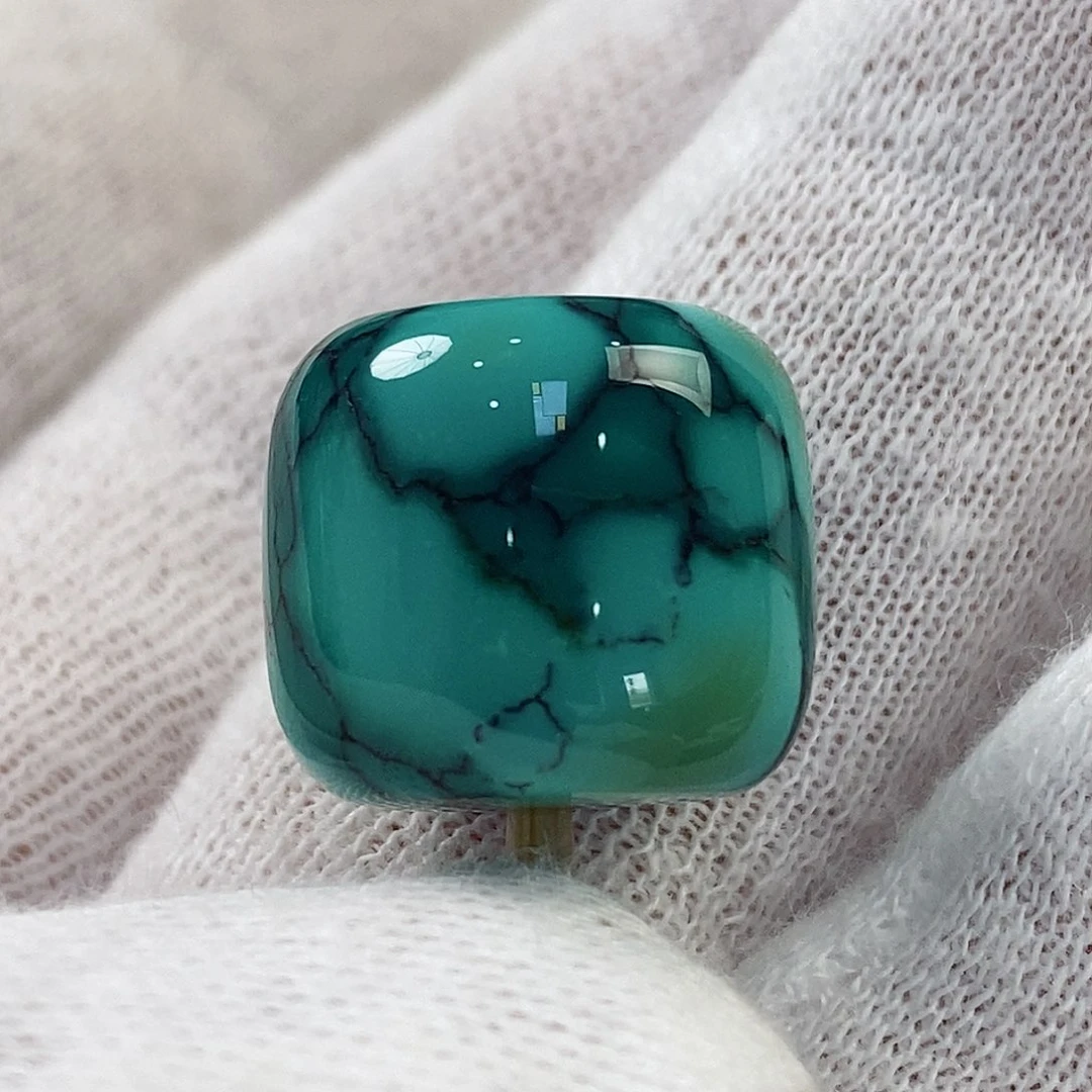 绿松石配饰未镶嵌