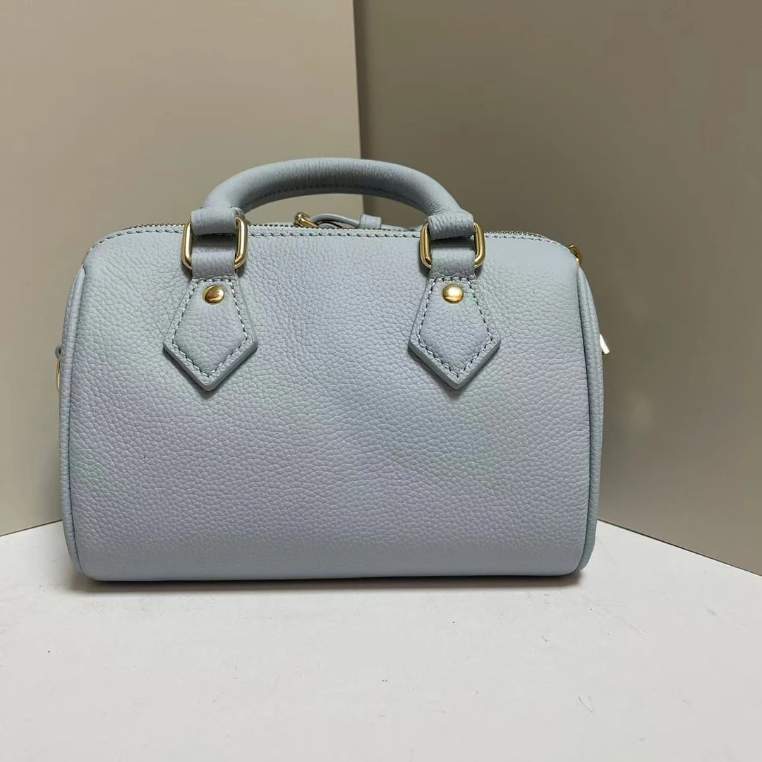 2025新款大牌挂件包包HC0127蓝