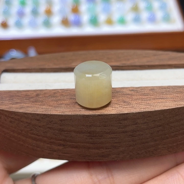 散珠翡翠特色冰黄桶珠卡11-11mm