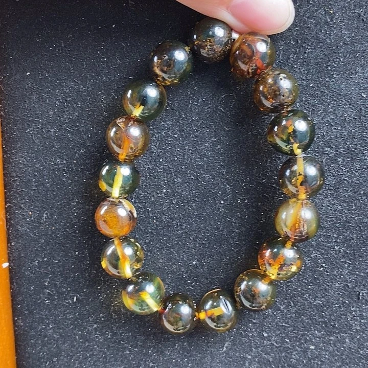 未镶嵌琥珀珠宝奇石