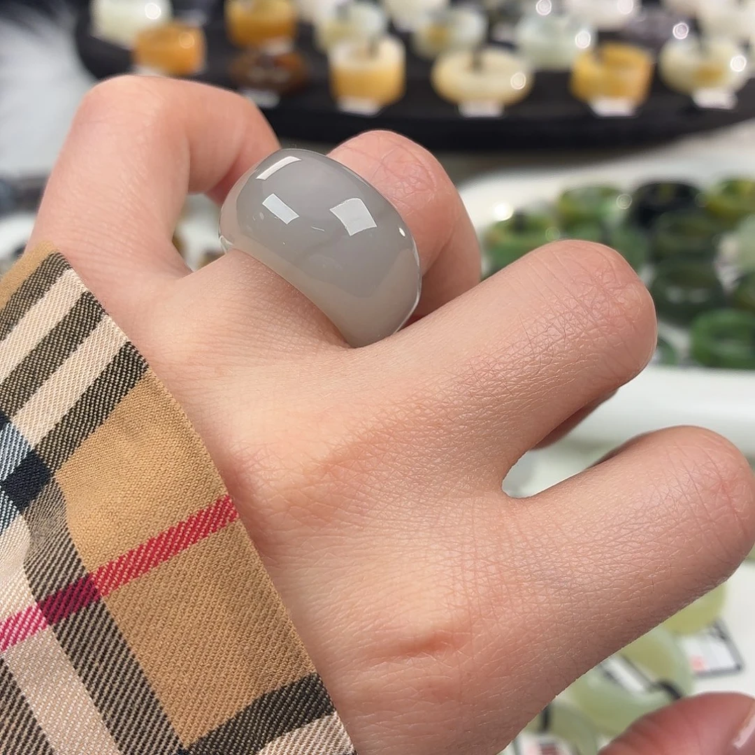 和田玉未镶嵌戒指S88烟紫馒头17.4