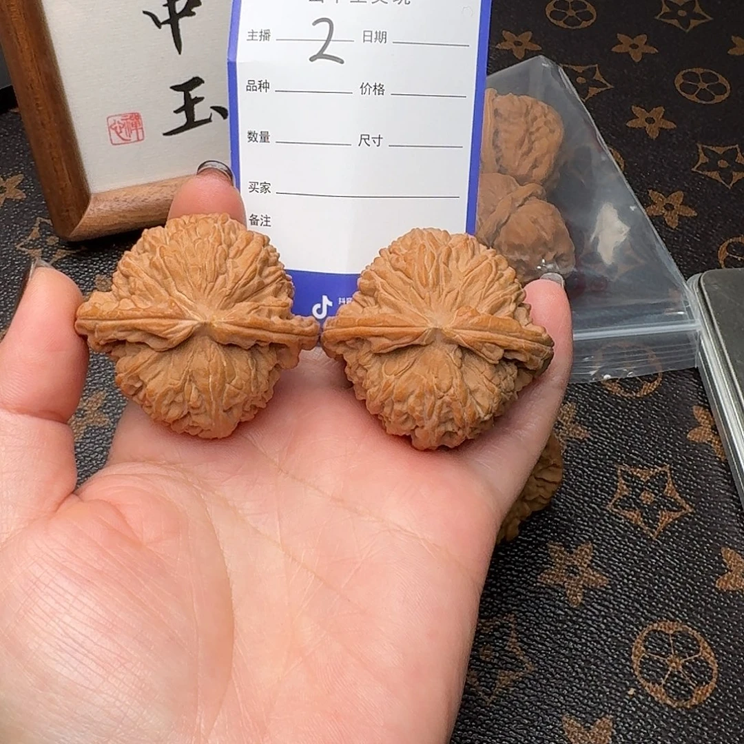 把件文玩核桃45白狮子2