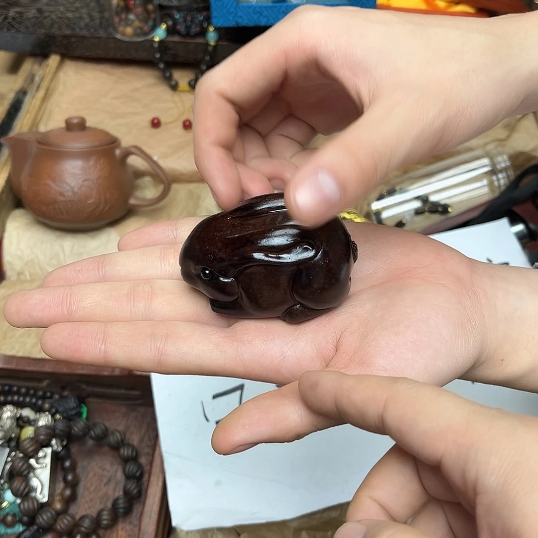 大叶紫檀（黑酸枝木类）