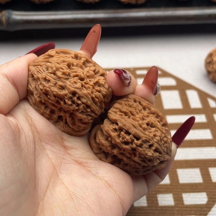 X***Y文玩核桃吊坠39南疆全品