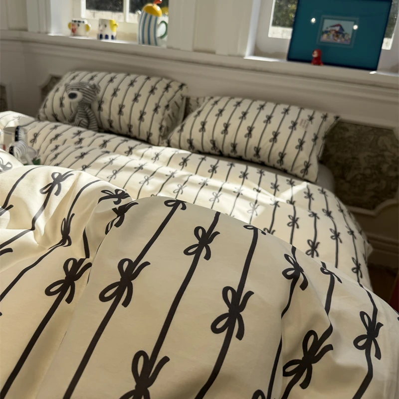 易安阁ins少女心韩系丝带蝴蝶结黑床上四件套1.5m1.8米被套床单