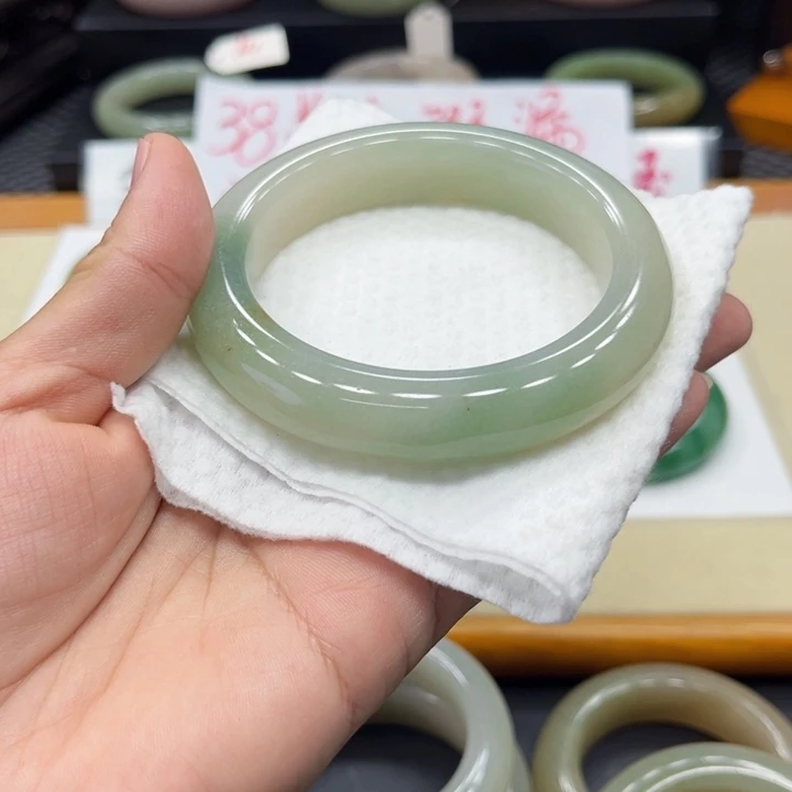 未镶嵌手镯石英质玉小*米