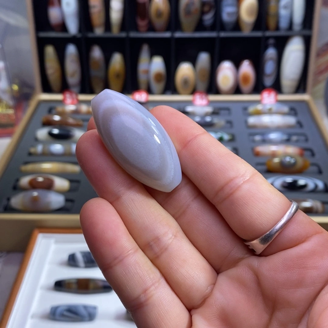 合金颈饰玛瑙/玉髓