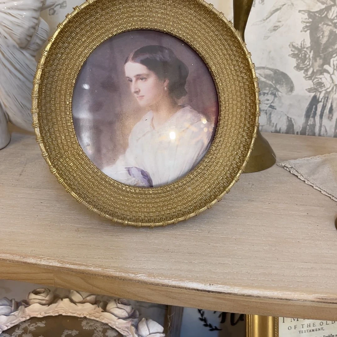 果***姐15/15树脂相框摆件孤品