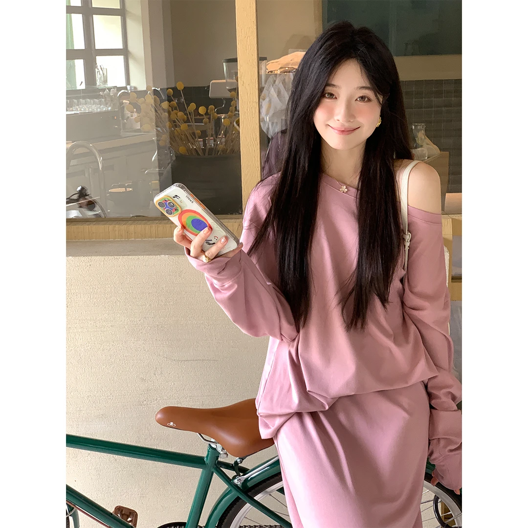 夏诗文 一字领斜肩宽松针织上衣