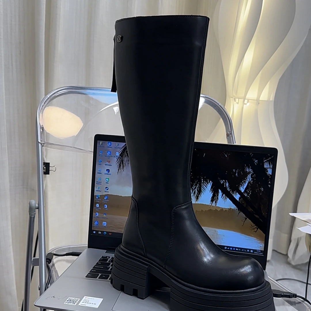 新款时装膝下靴秋冬厚底长筒时尚圆头舒适百搭女士长靴后拉链