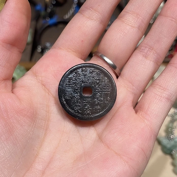 L****蛇纹石玉合金颈饰