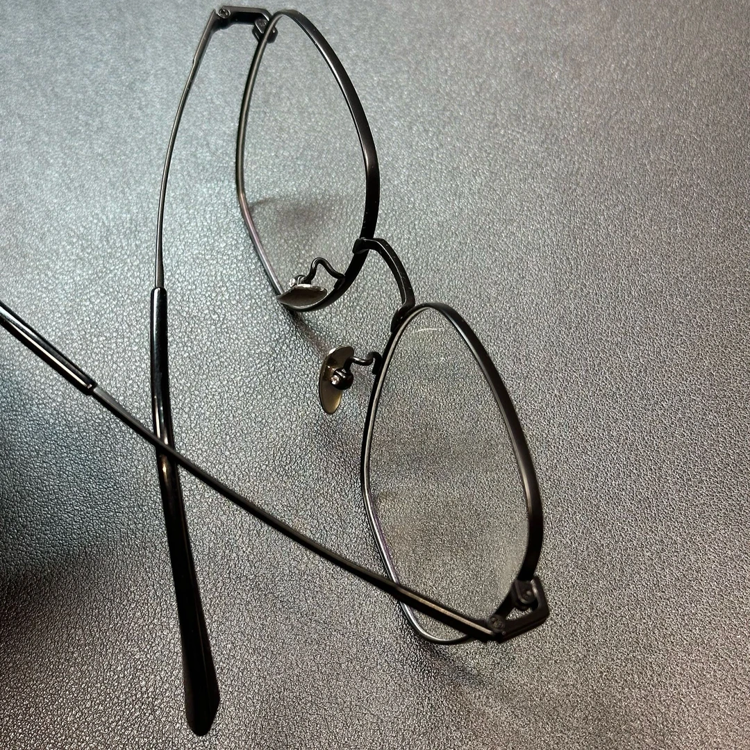 【曙光卫士】纯钛超轻高品质颜值拉风休闲圆形大方全框眼镜框08006