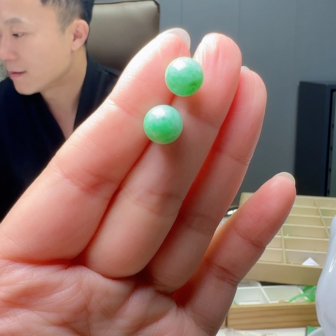 18K金镶嵌翡翠耳饰多样性发货其一