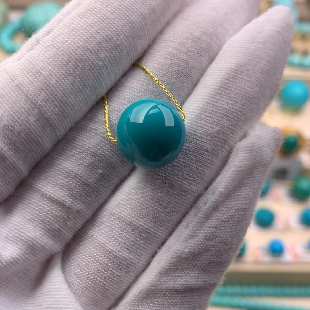 绿松石未镶嵌珠宝奇石13.6