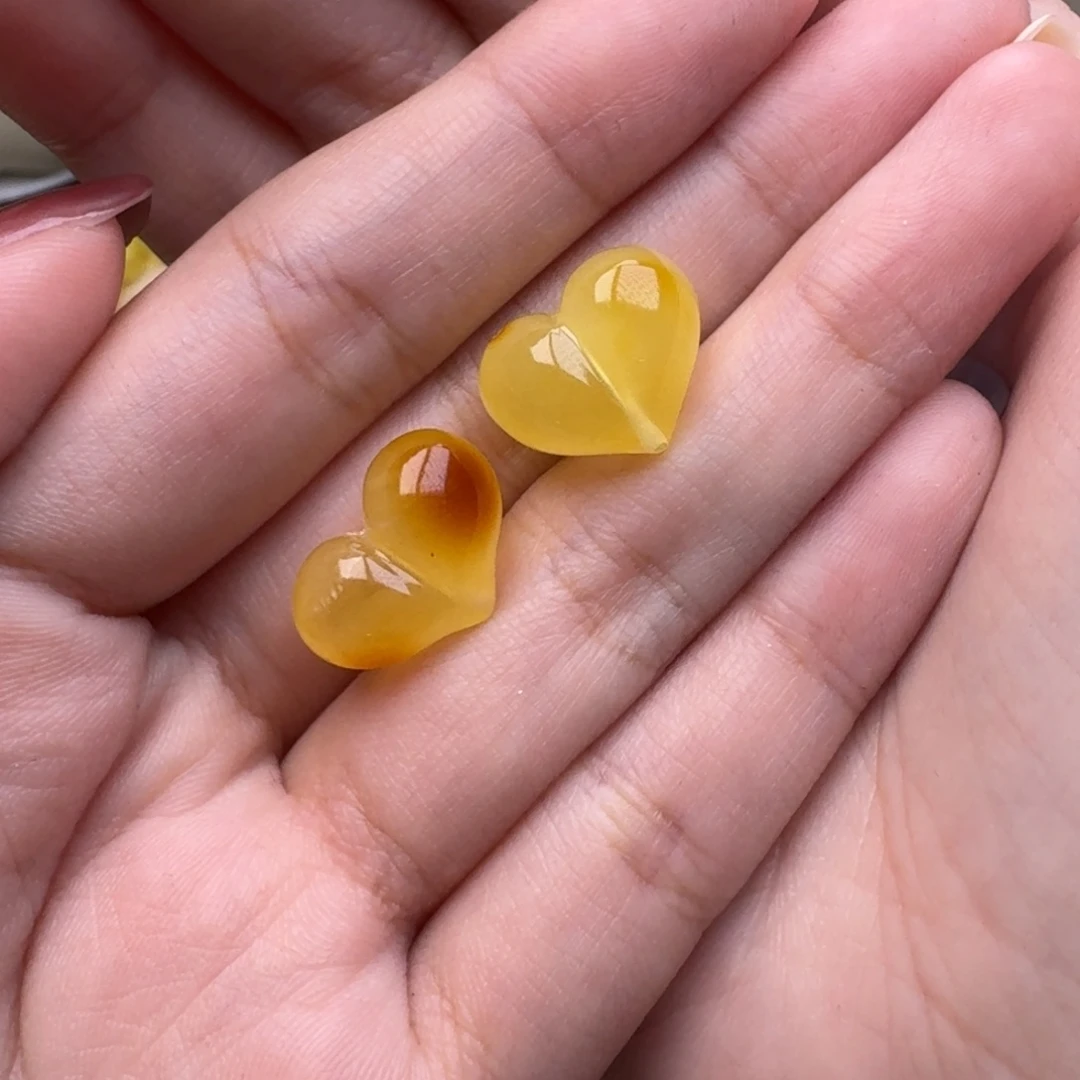 琥珀未镶嵌裸石16号