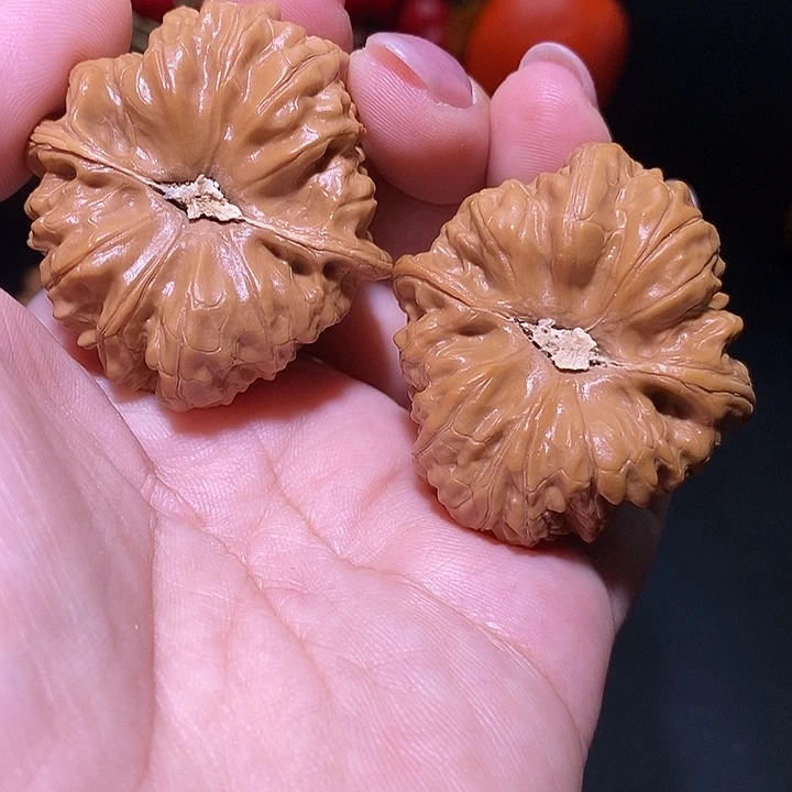 把件文玩核桃40金蟾凹底