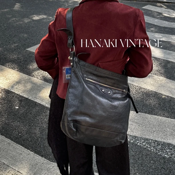 95新 Balenciaga/巴黎世家 花绮中古/巴黎世家黑银斜挎机车包