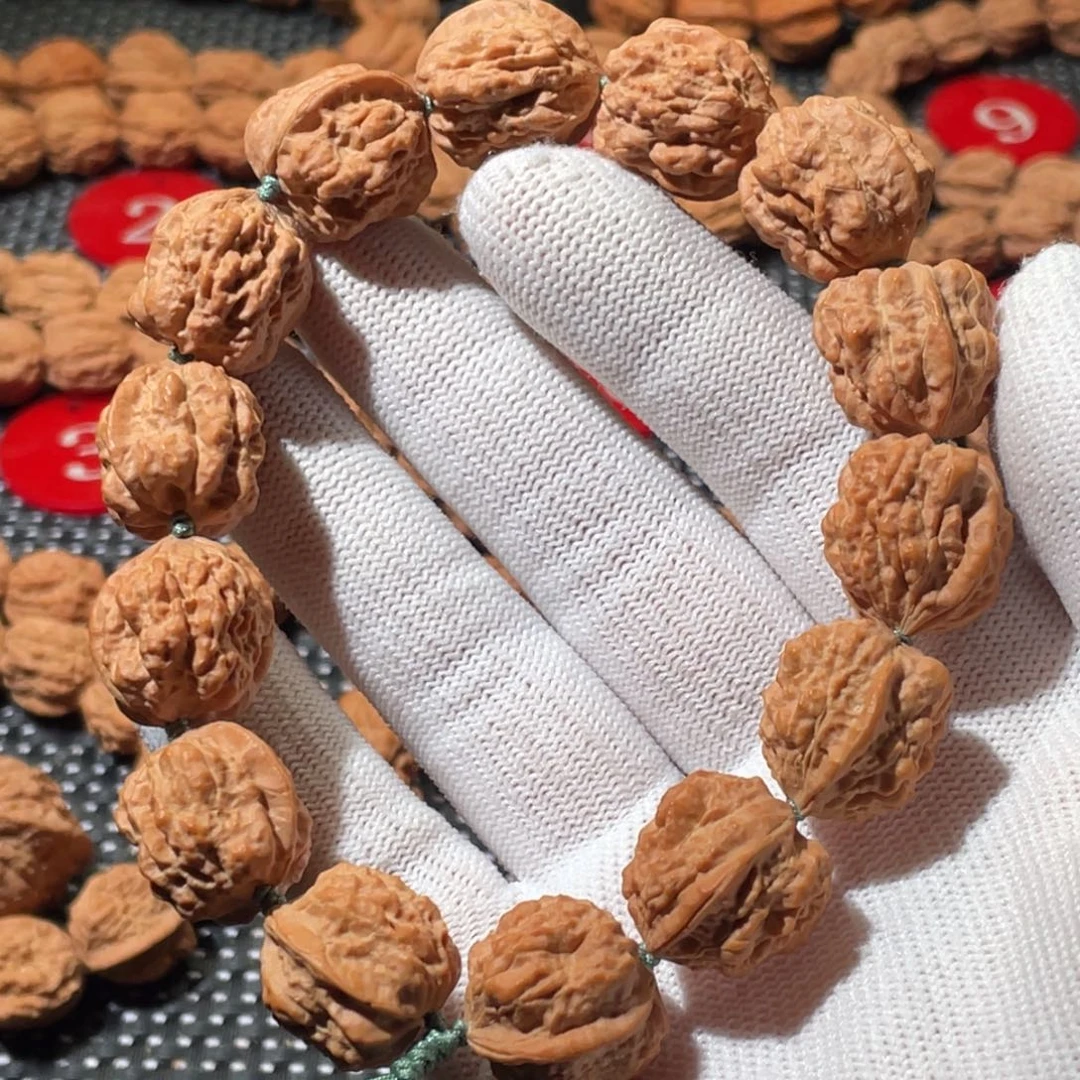 文玩核桃手串嵩山蛤蟆头原皮矮桩