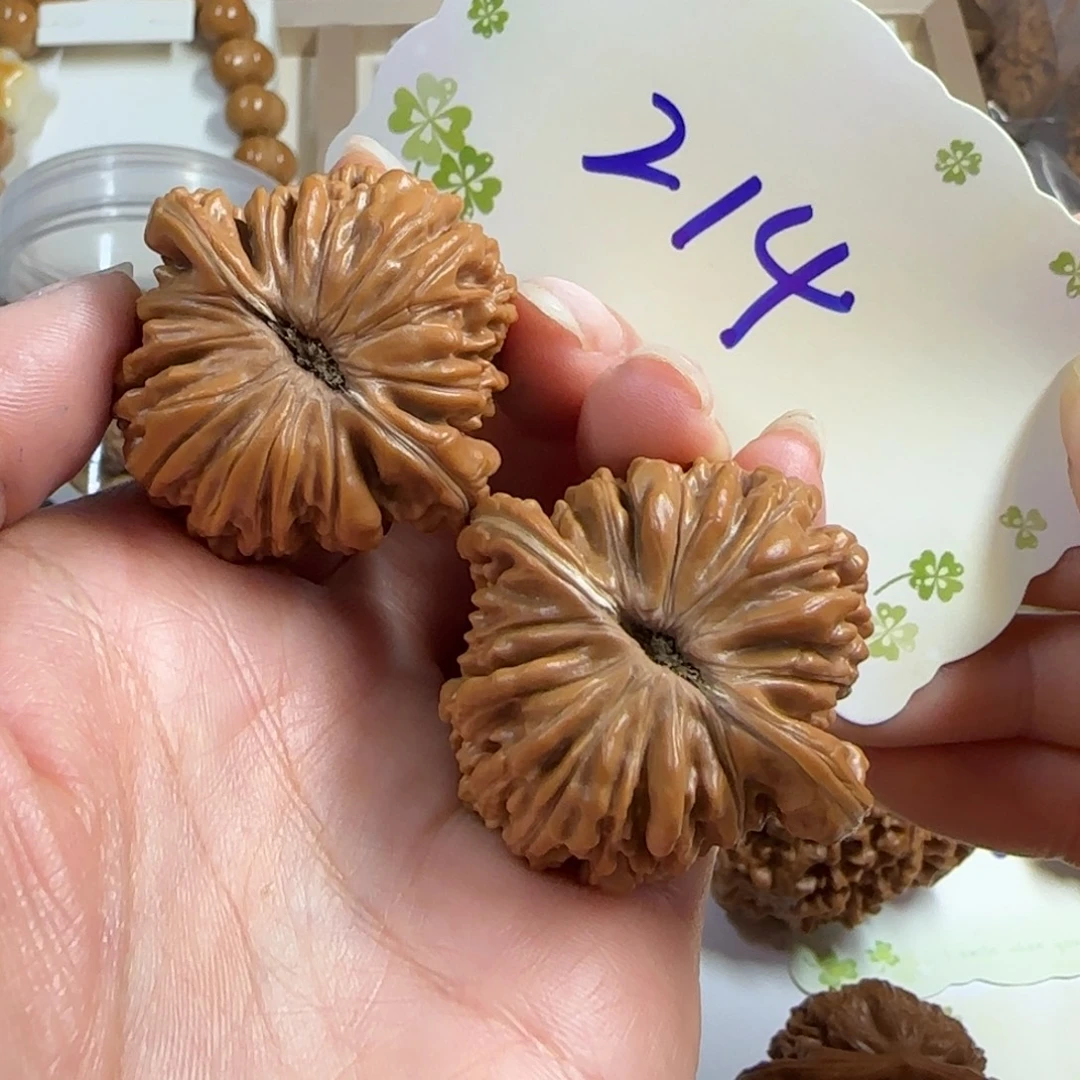 吊坠文玩核桃214号四座楼4.0