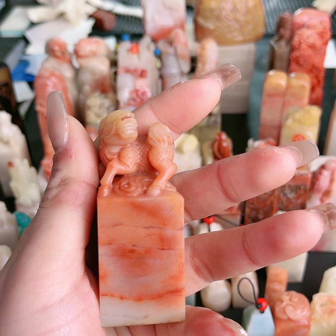 寿山石印石?*?麒麟的